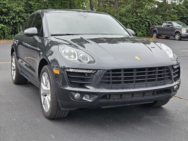 2018 Porsche Macan Base