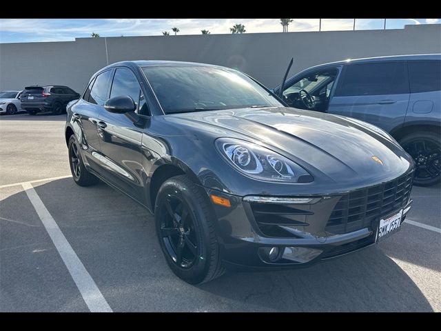 2018 Porsche Macan 