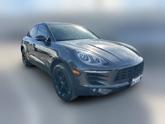 2018 Porsche Macan 