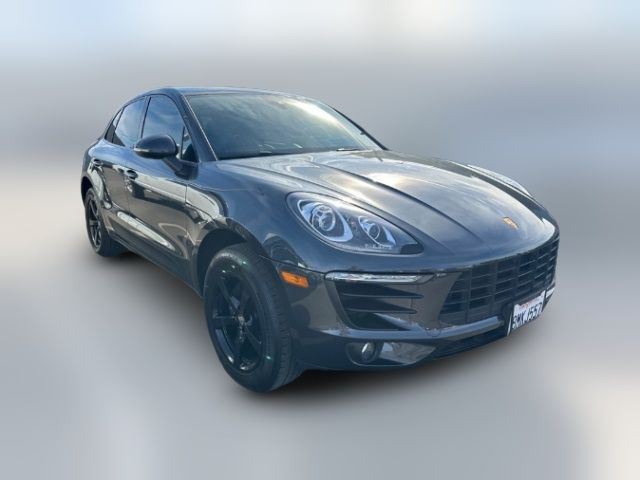 2018 Porsche Macan 