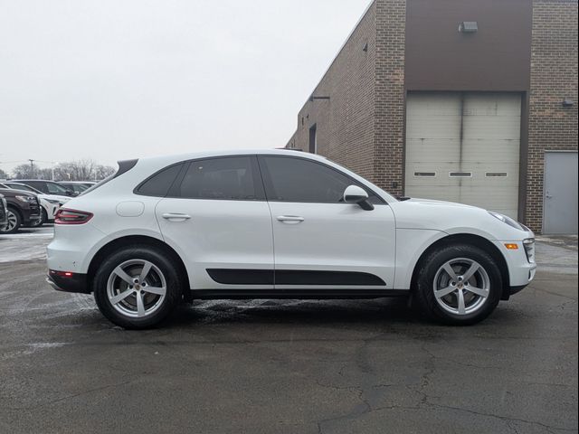 2018 Porsche Macan Base