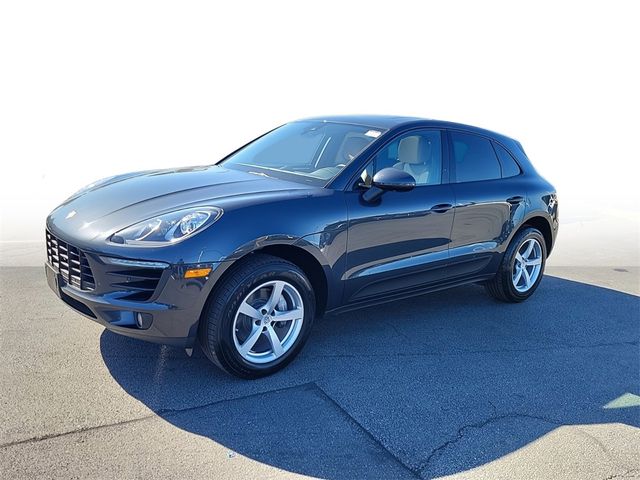 2018 Porsche Macan 