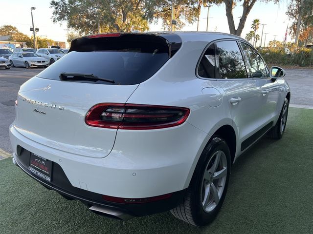 2018 Porsche Macan 