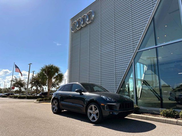 2018 Porsche Macan Base