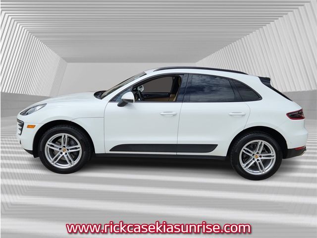 2018 Porsche Macan 