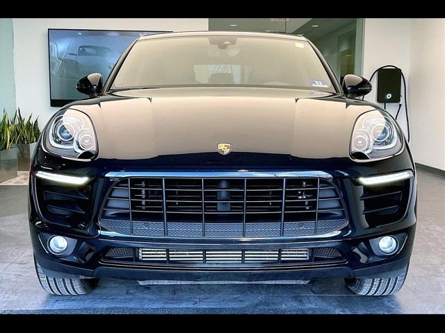 2018 Porsche Macan Base