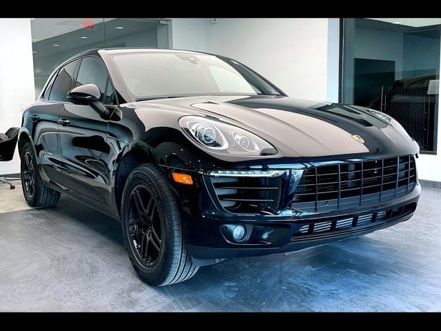 2018 Porsche Macan Base