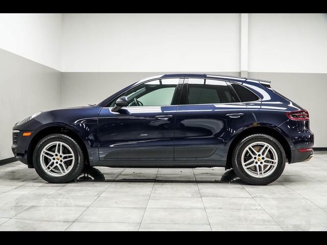 2018 Porsche Macan Base