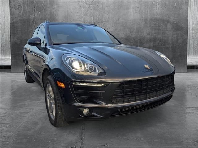 2018 Porsche Macan Base