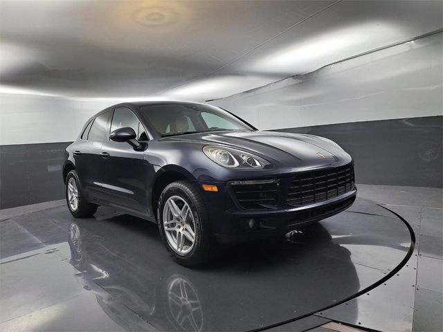 2018 Porsche Macan 