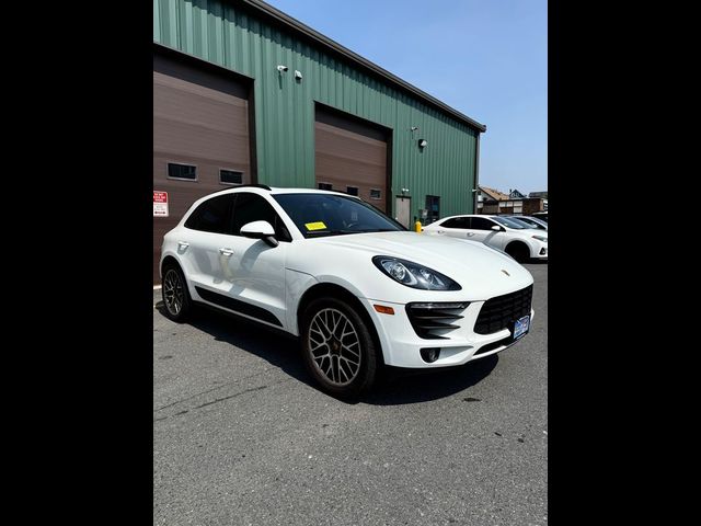 2018 Porsche Macan Base