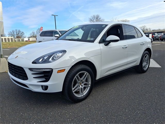 2018 Porsche Macan Base