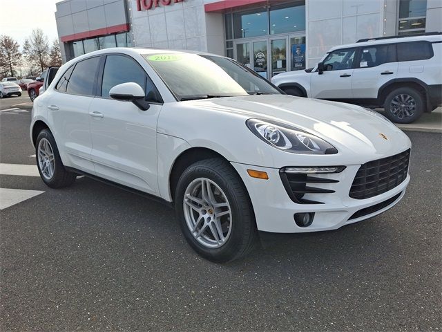 2018 Porsche Macan Base