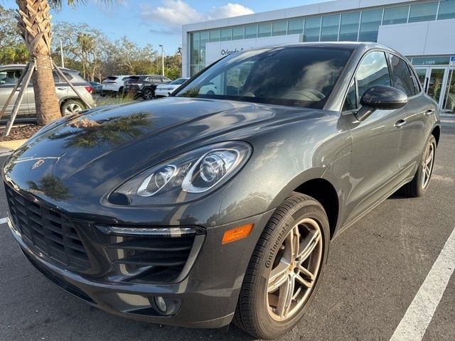 2018 Porsche Macan Base