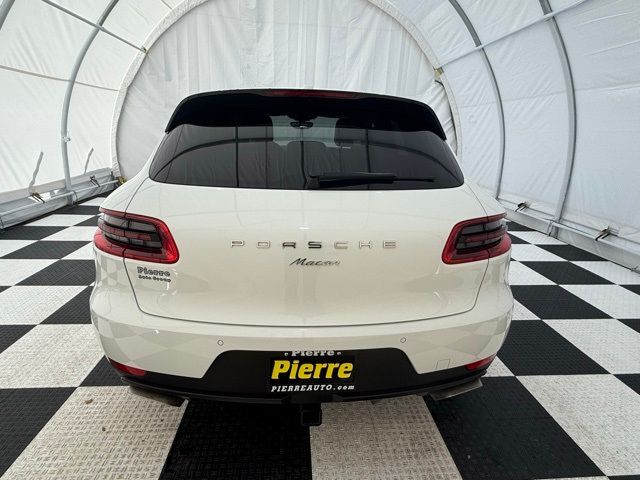 2018 Porsche Macan Base