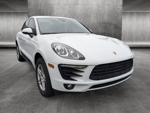 2018 Porsche Macan Base