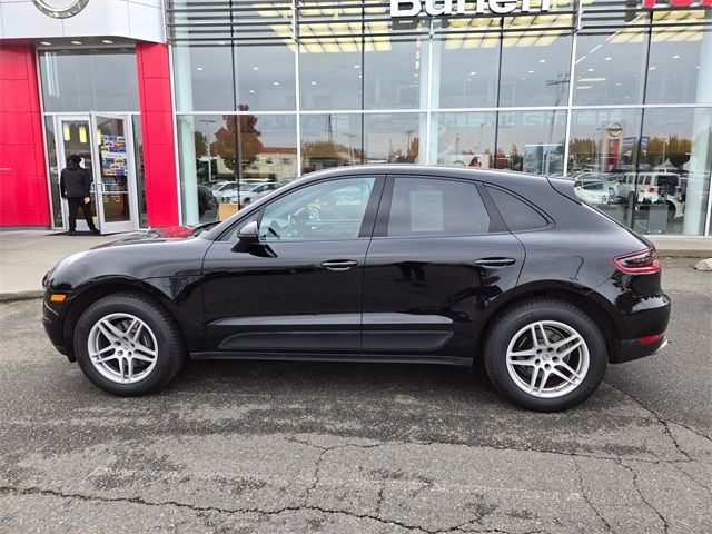 2018 Porsche Macan Base