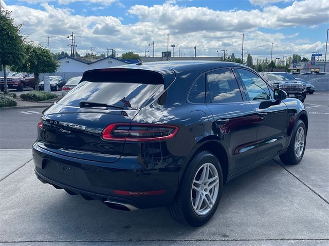 2018 Porsche Macan Base