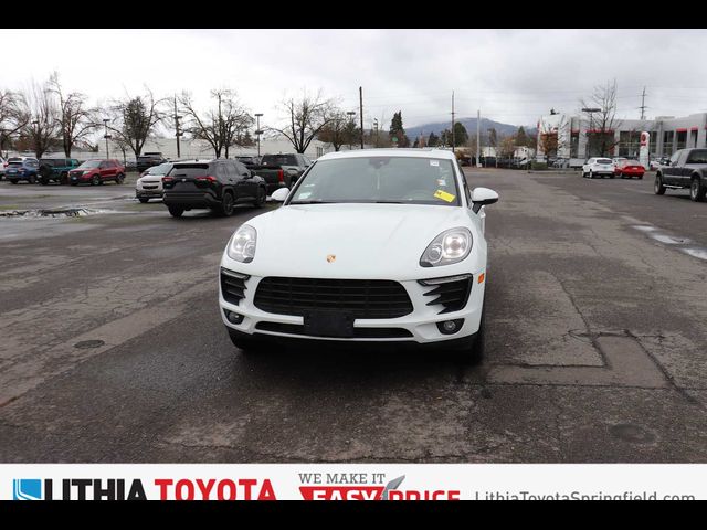 2018 Porsche Macan Base