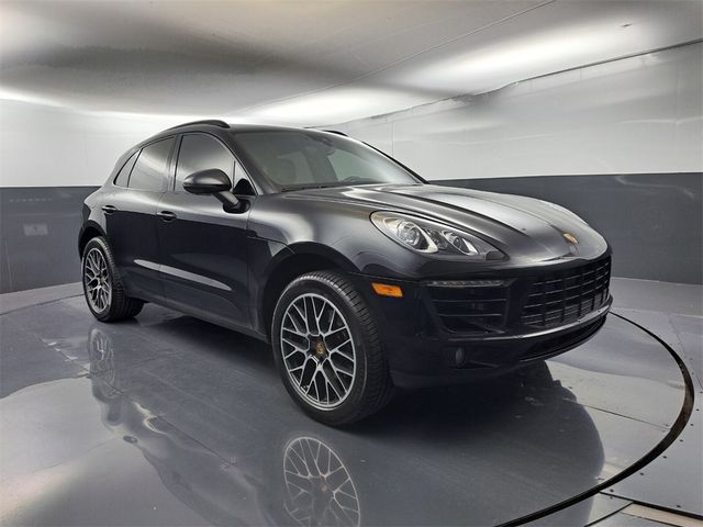 2018 Porsche Macan 