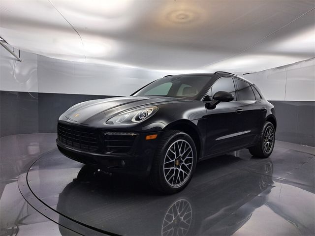 2018 Porsche Macan 