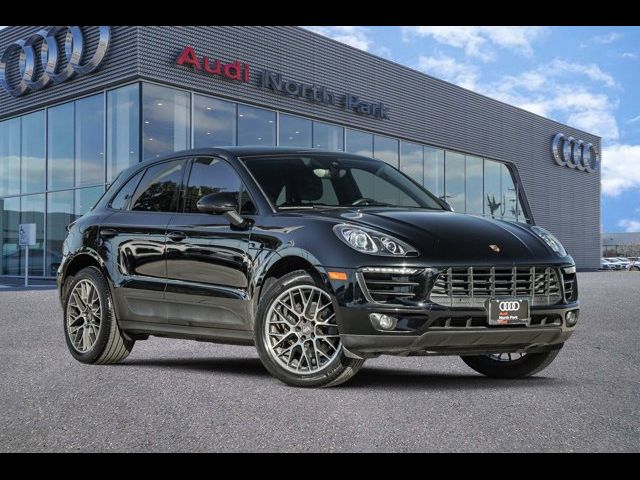 2018 Porsche Macan 