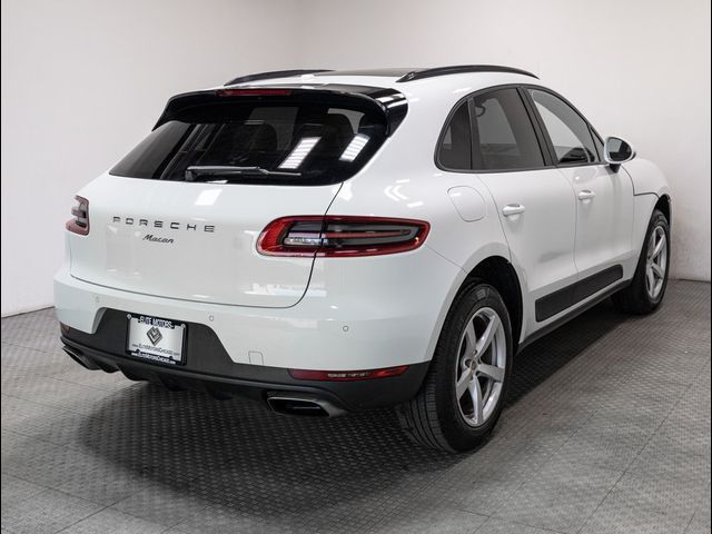 2018 Porsche Macan Base