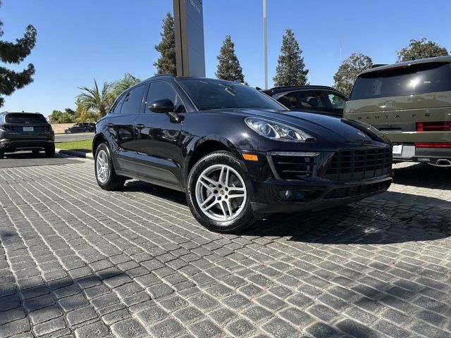 2018 Porsche Macan Base