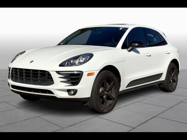 2018 Porsche Macan Base