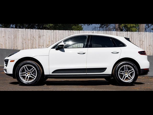 2018 Porsche Macan Base