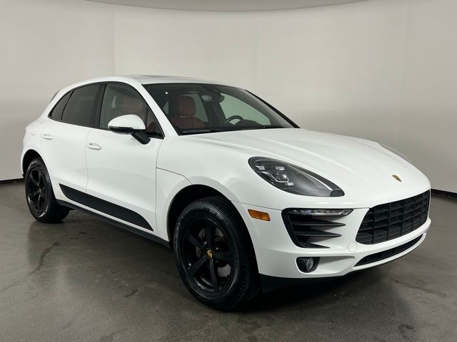 2018 Porsche Macan Base