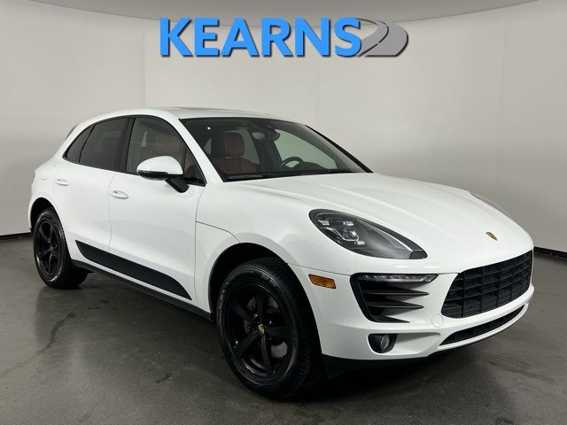 2018 Porsche Macan Base