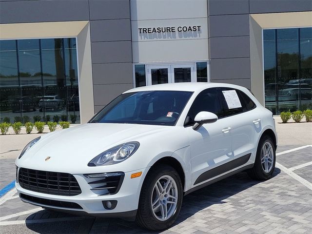 2018 Porsche Macan Base