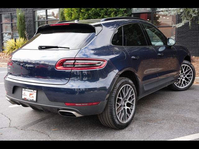 2018 Porsche Macan 