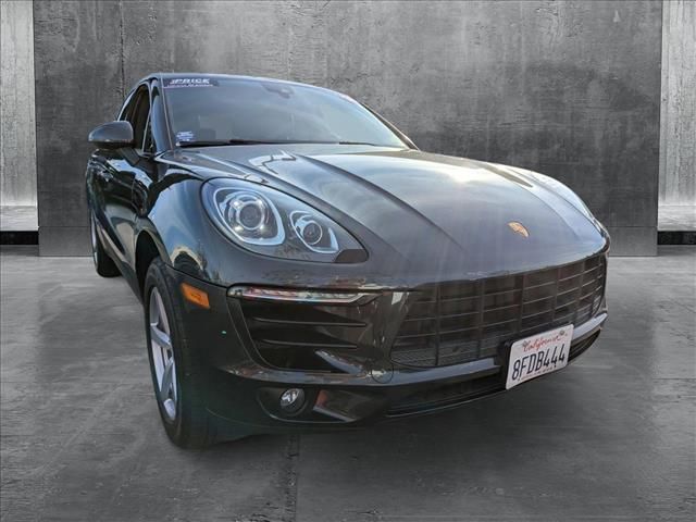 2018 Porsche Macan Base