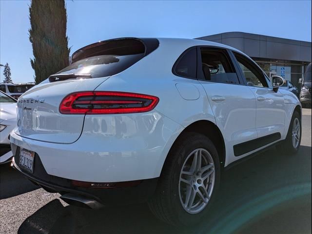 2018 Porsche Macan Base