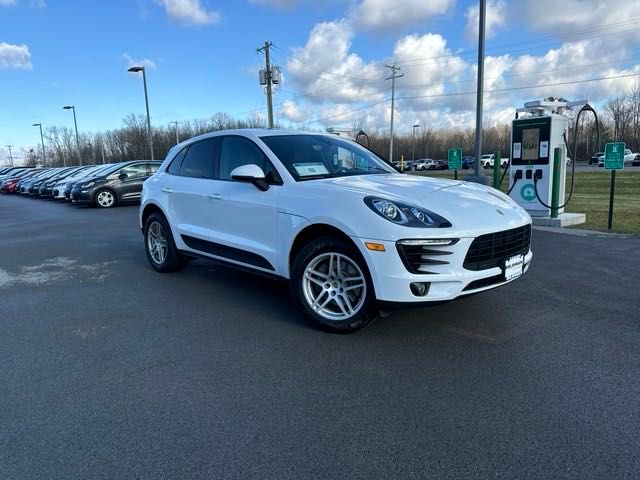 2018 Porsche Macan Base