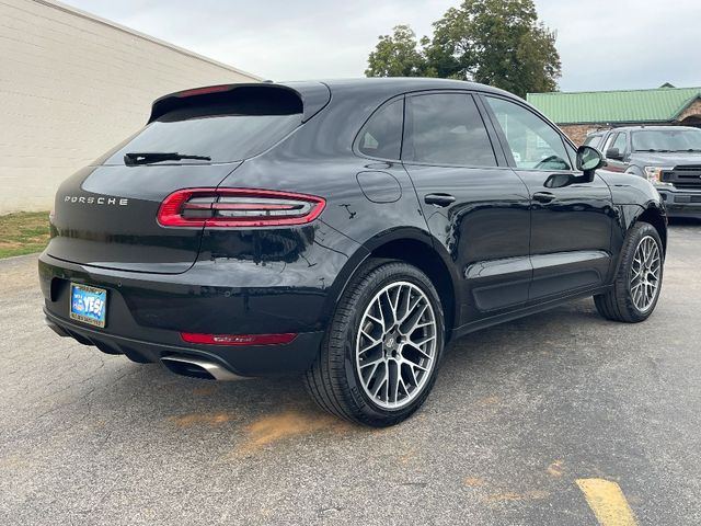 2018 Porsche Macan Base