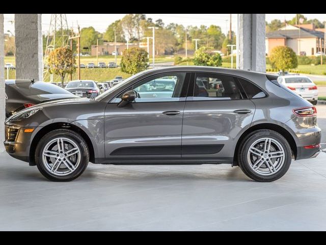 2018 Porsche Macan Base