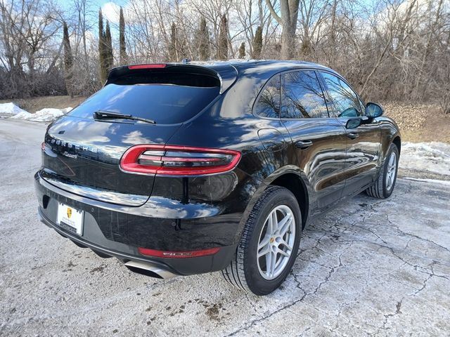 2018 Porsche Macan Base