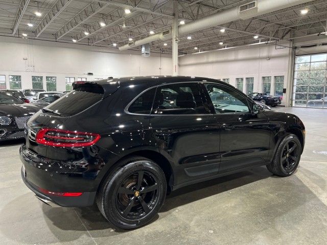 2018 Porsche Macan Base