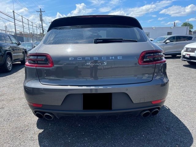 2018 Porsche Macan S