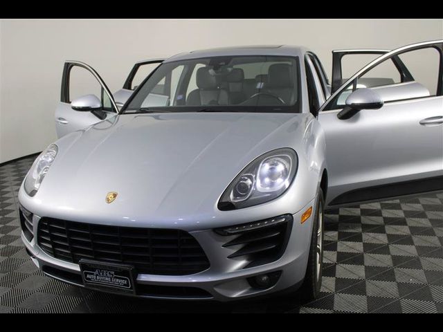 2018 Porsche Macan S