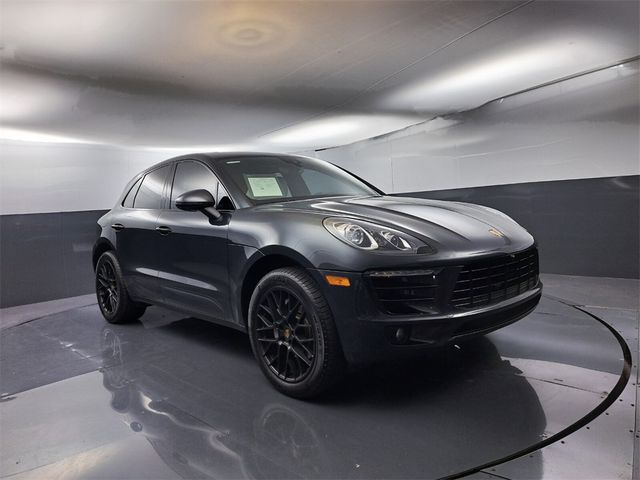 2018 Porsche Macan S