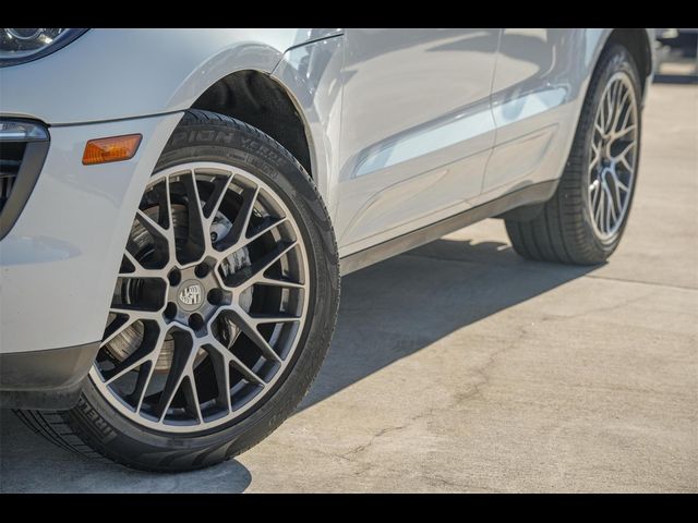 2018 Porsche Macan S