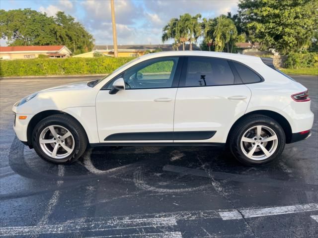 2018 Porsche Macan Sport Edition