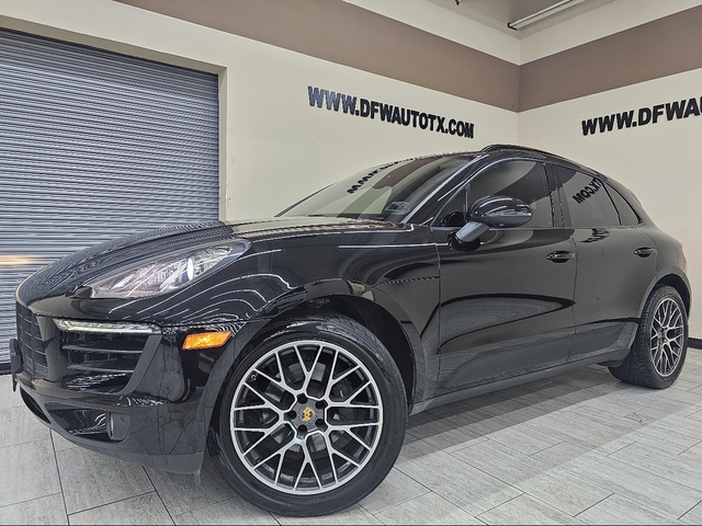 2018 Porsche Macan 