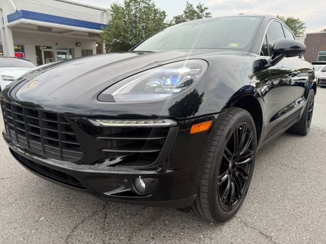 2018 Porsche Macan S