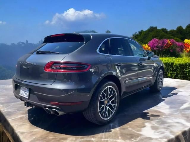 2018 Porsche Macan S