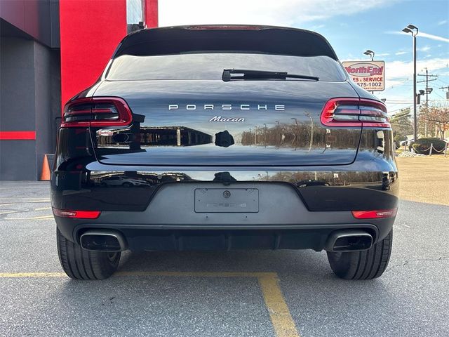 2018 Porsche Macan Sport Edition